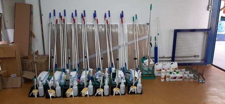Instituto Acaia; solução de limpeza; produtos de limpeza