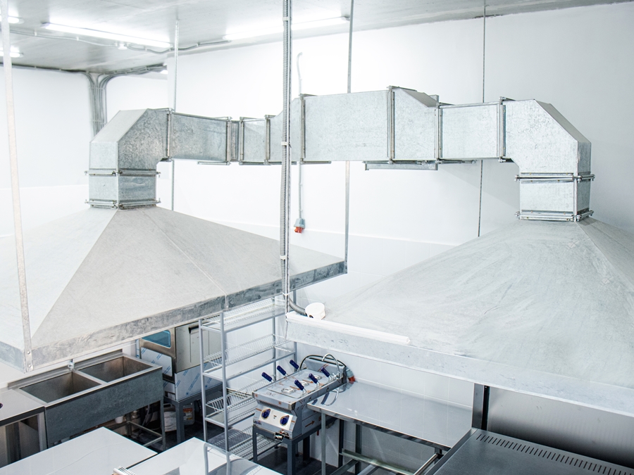 equipamentos profissionais de cozinha; coifas; cozinha profissional; cozinha limpa